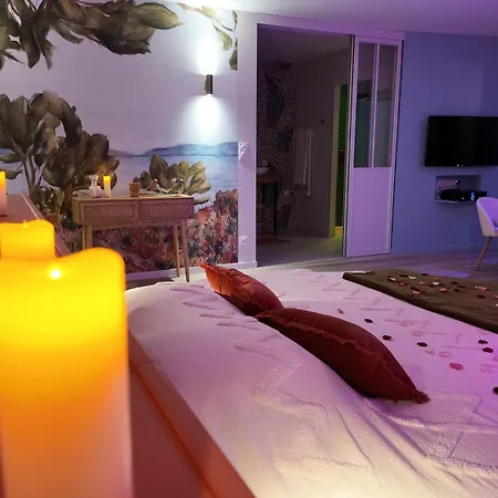 Les Suites Du Payre - Suite Romance Saint-Hilaire-de-Talmont Exterior photo